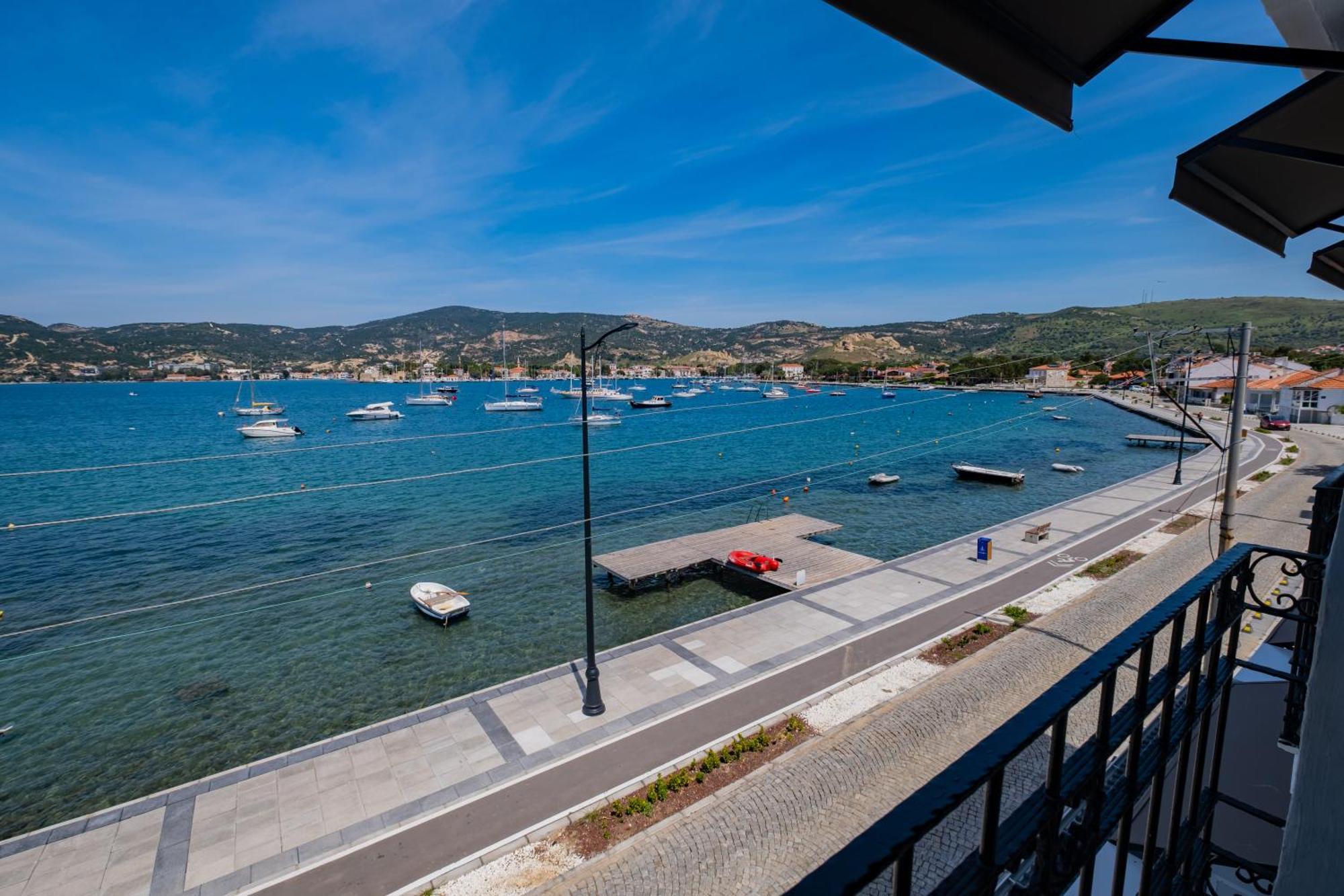 Bd Suites Foca Kültér fotó