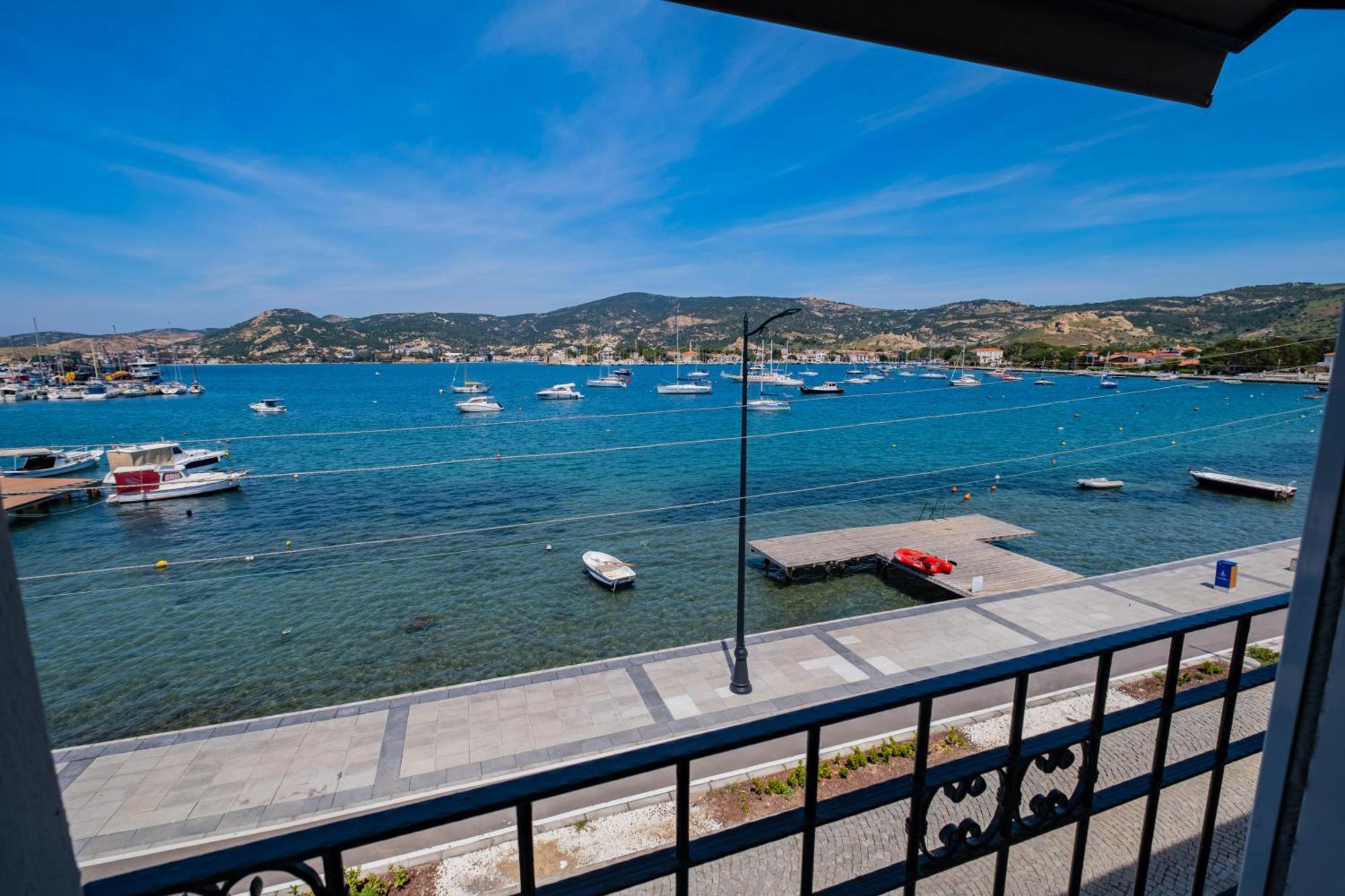 Bd Suites Foca Kültér fotó