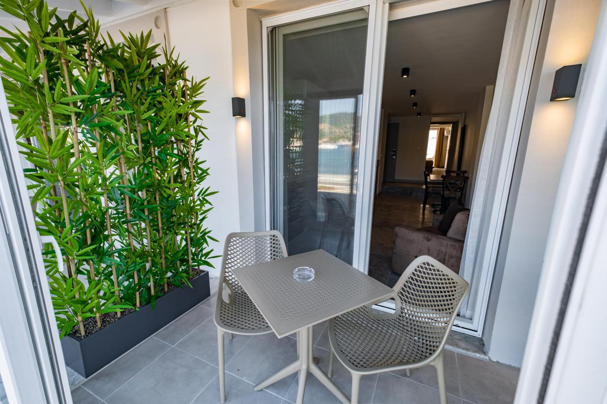 Bd Suites Foca Kültér fotó