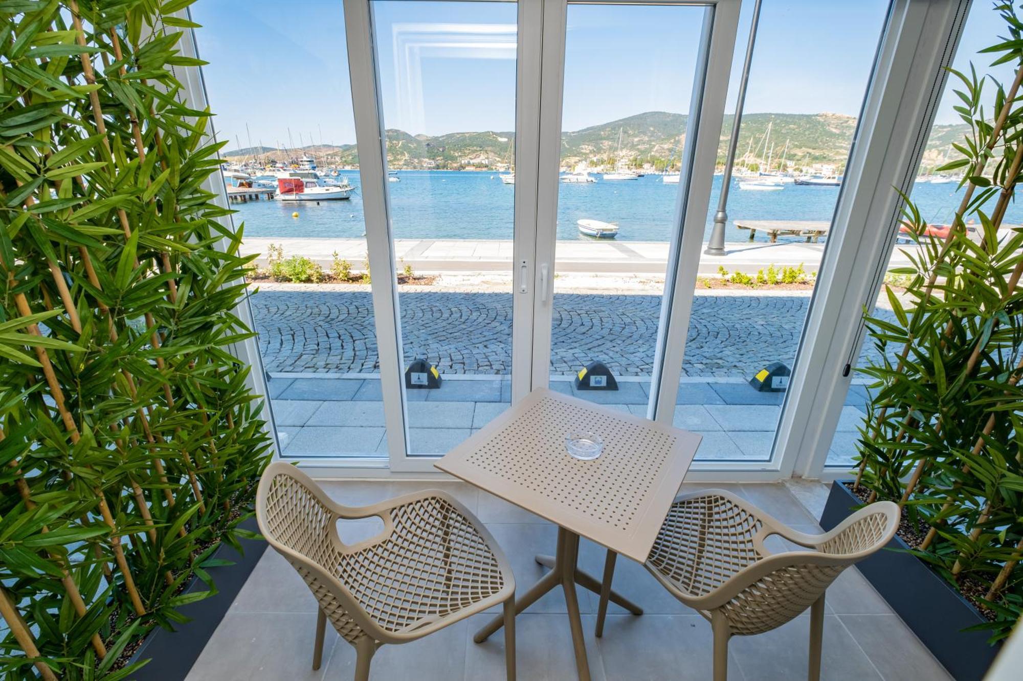 Bd Suites Foca Kültér fotó